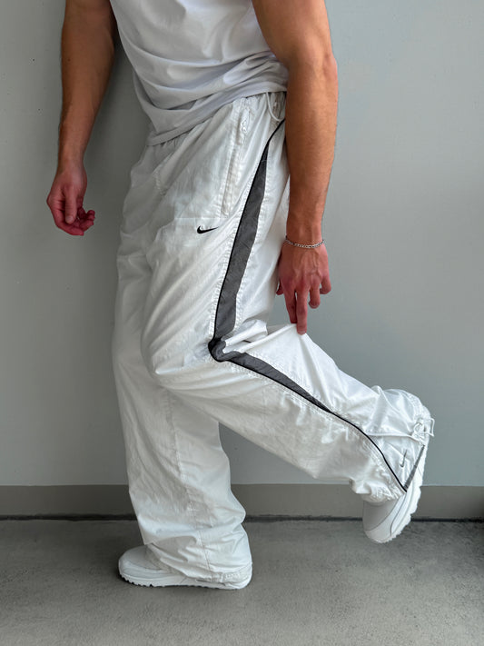Nike Vintage *PREMIUM* Trackpants | L