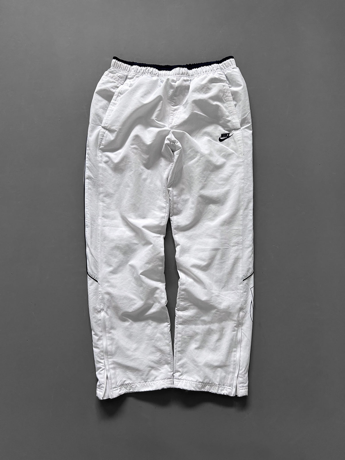 NIKE VINTAGE TRACKPANTS MYSTERY BOX (1 PIECE)