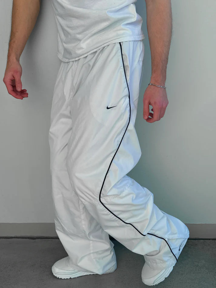 Nike Vintage *PREMIUM* Trackpants | L